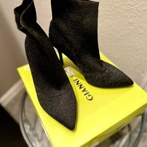 Gianni Bini Black Glitter Heeled Boots